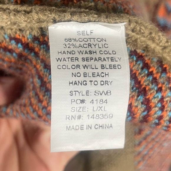 Cactus Patterned Poncho with Fringe Size L/XL - Picture 6 of 7